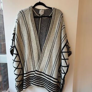 Vero Moda Monochrome Striped Poncho